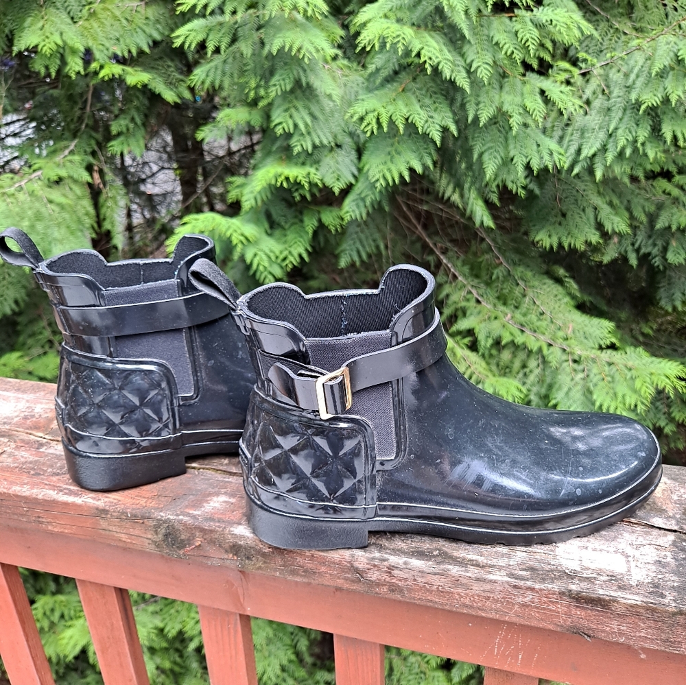 Hunter Black Quilted Chelsea Rain Boots Ankle Boots - Picture 2 of 8